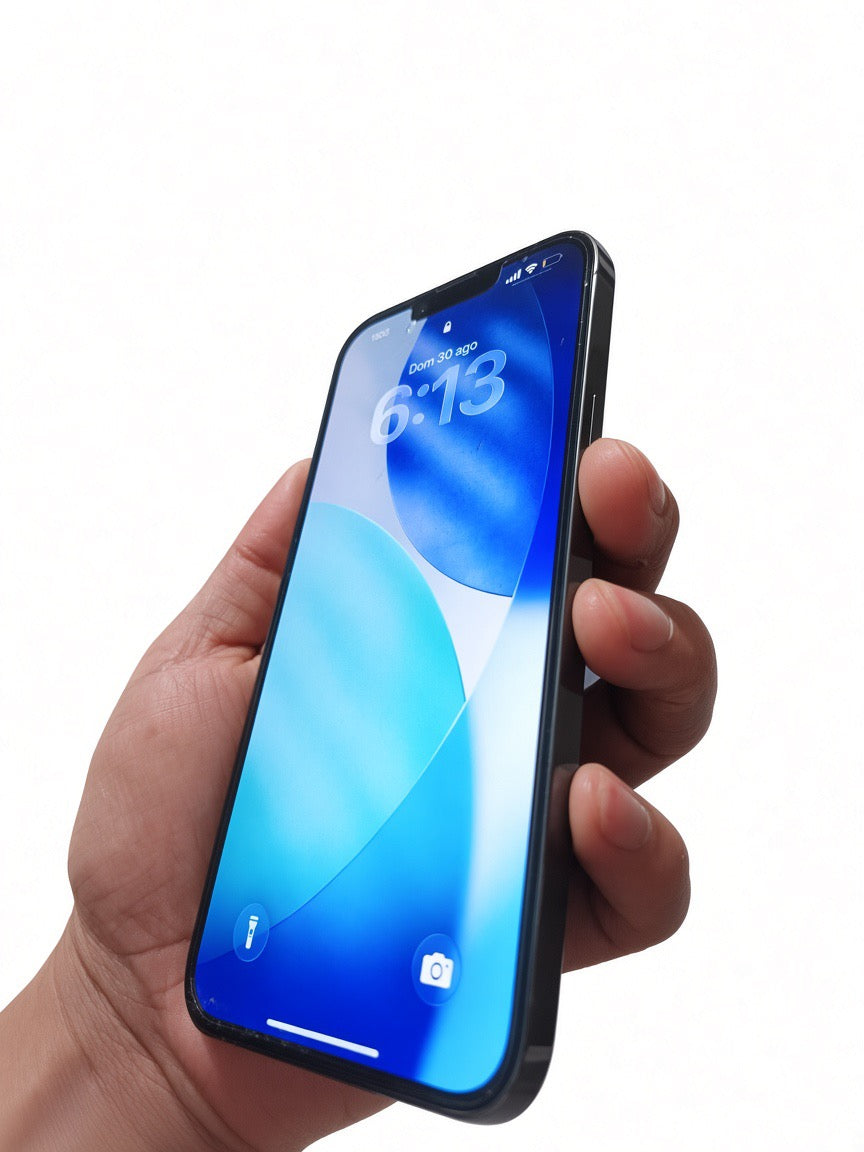 Combo Apple — iPhone 13 Pro + Apple Watch Series 6