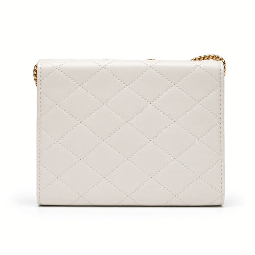 Bolso crossbody acolchado negro - detalle herraje dorado
